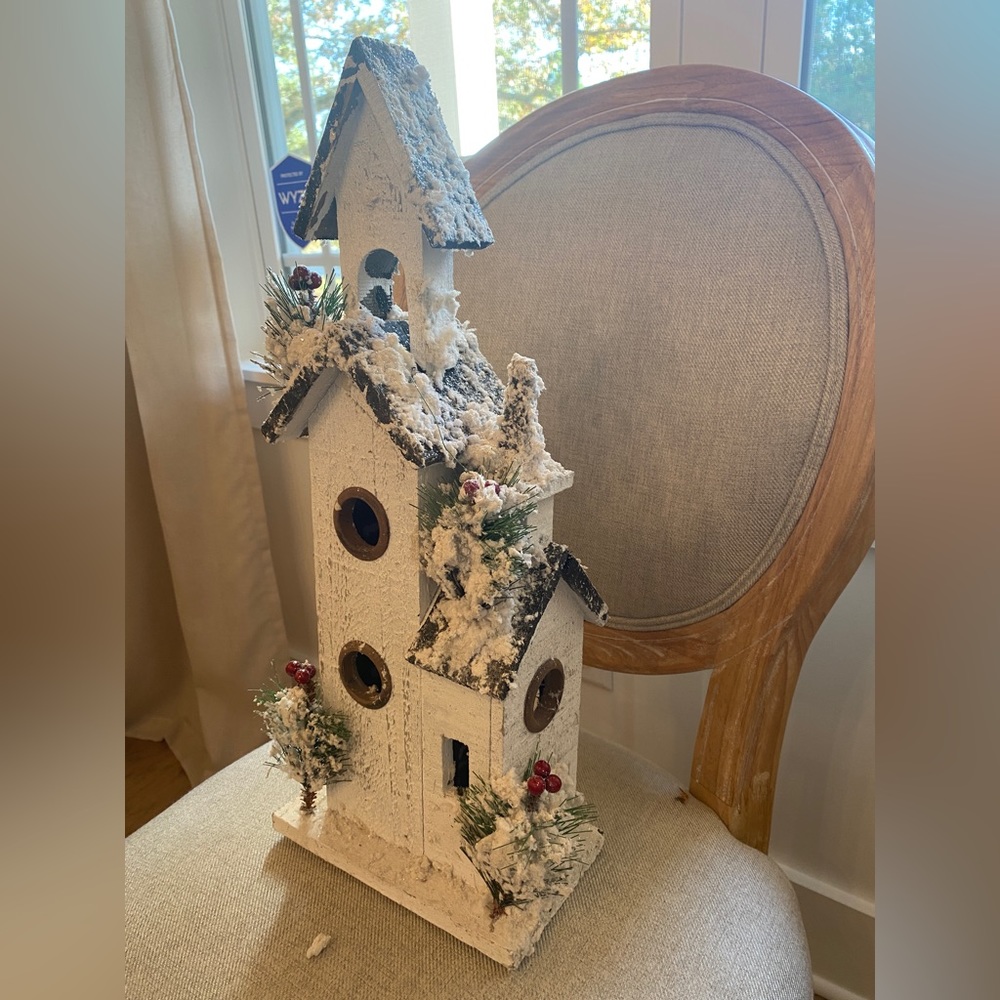 Christmas snowy house decor